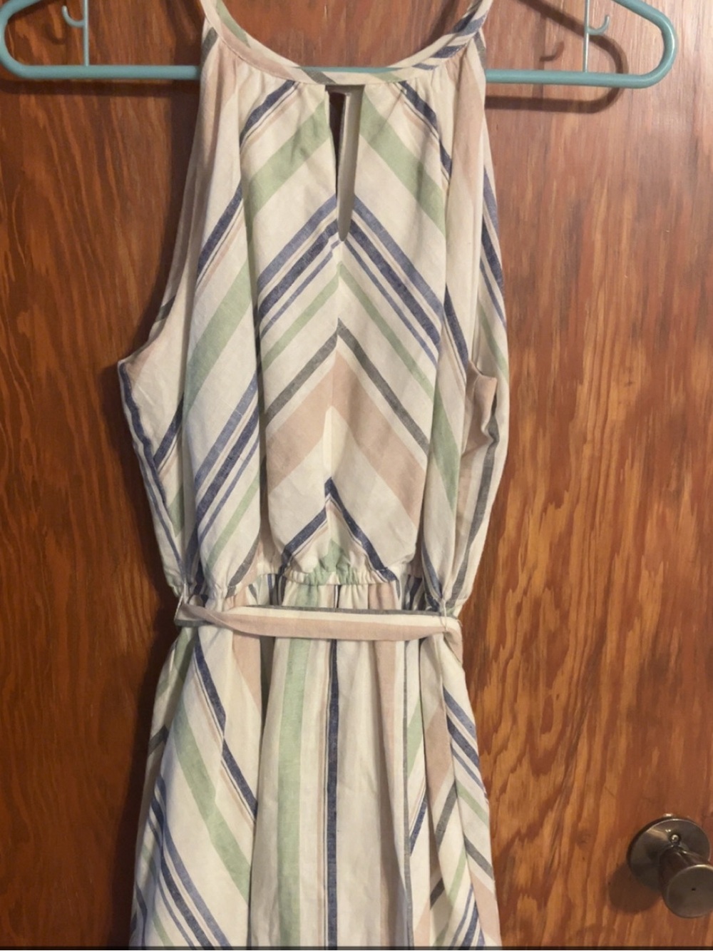Francesca’s summer halter dress with adjustable tie at waist size small